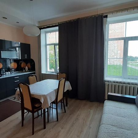 La Zamka Apartment Lida Bagian luar foto