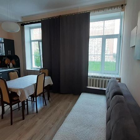 La Zamka Apartment Lida Bagian luar foto